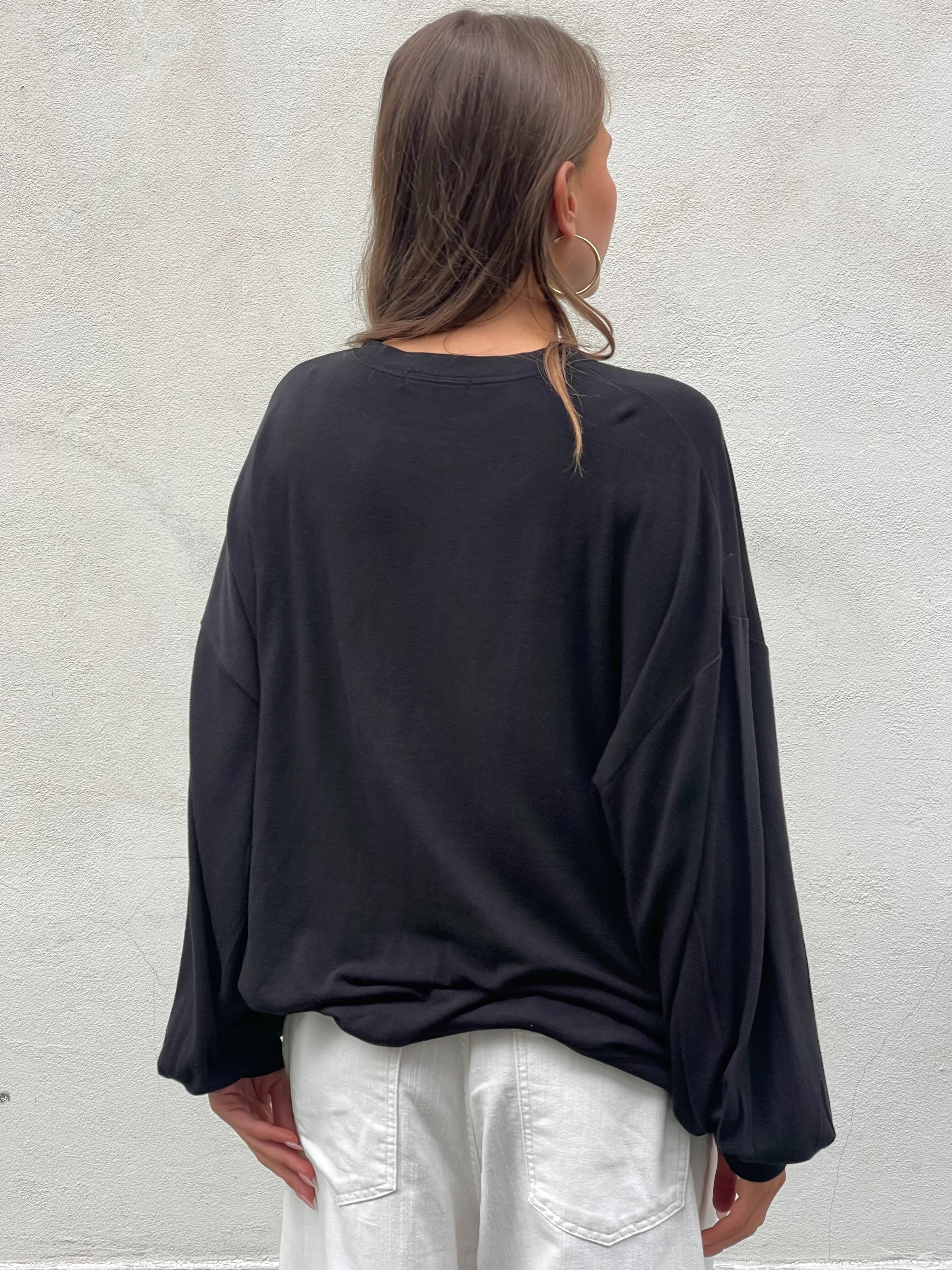 Basic Long Sleeve Tee Black - Image 8