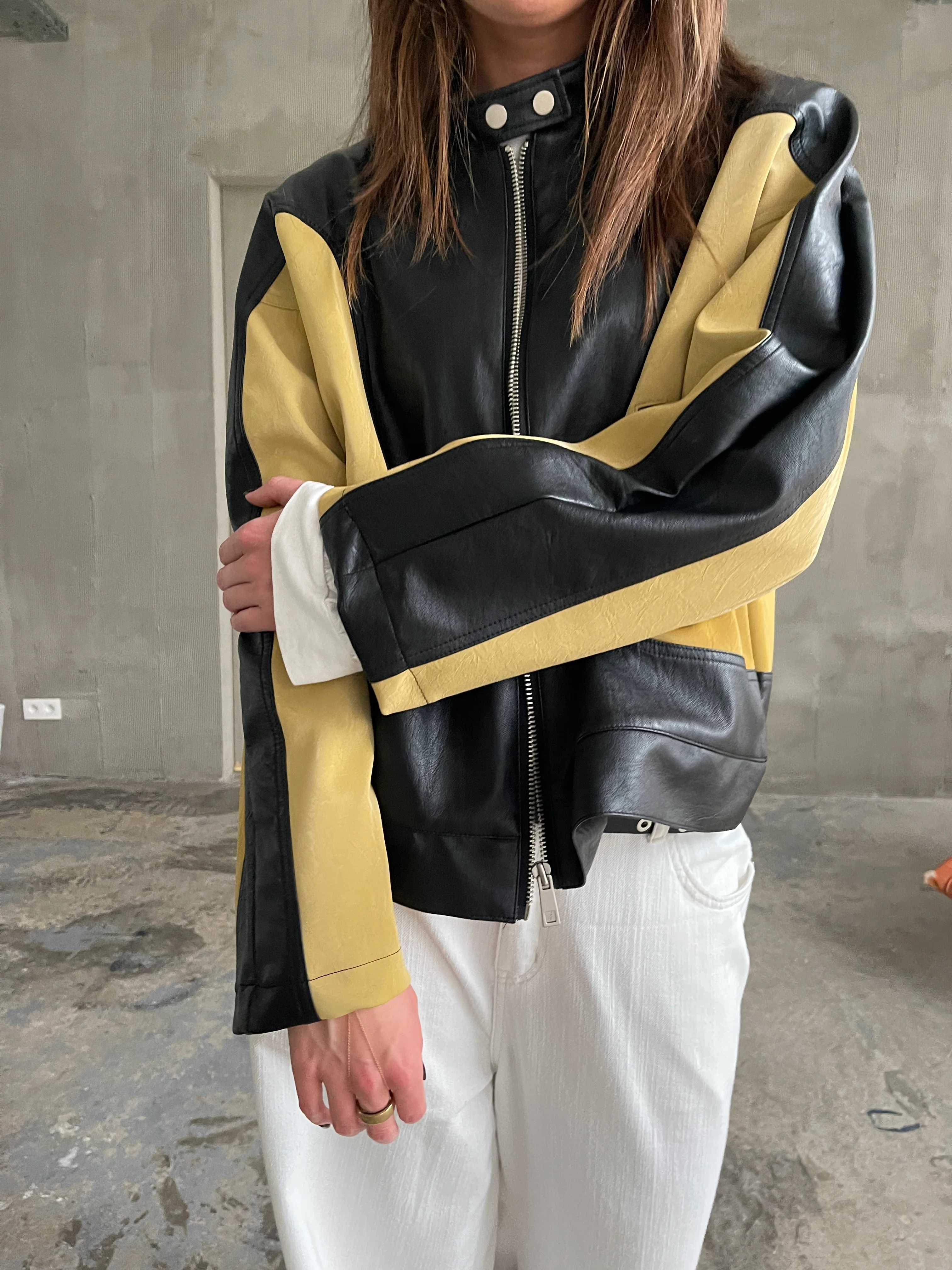 Bicolour Round Collar Jacket Camel - Image 7