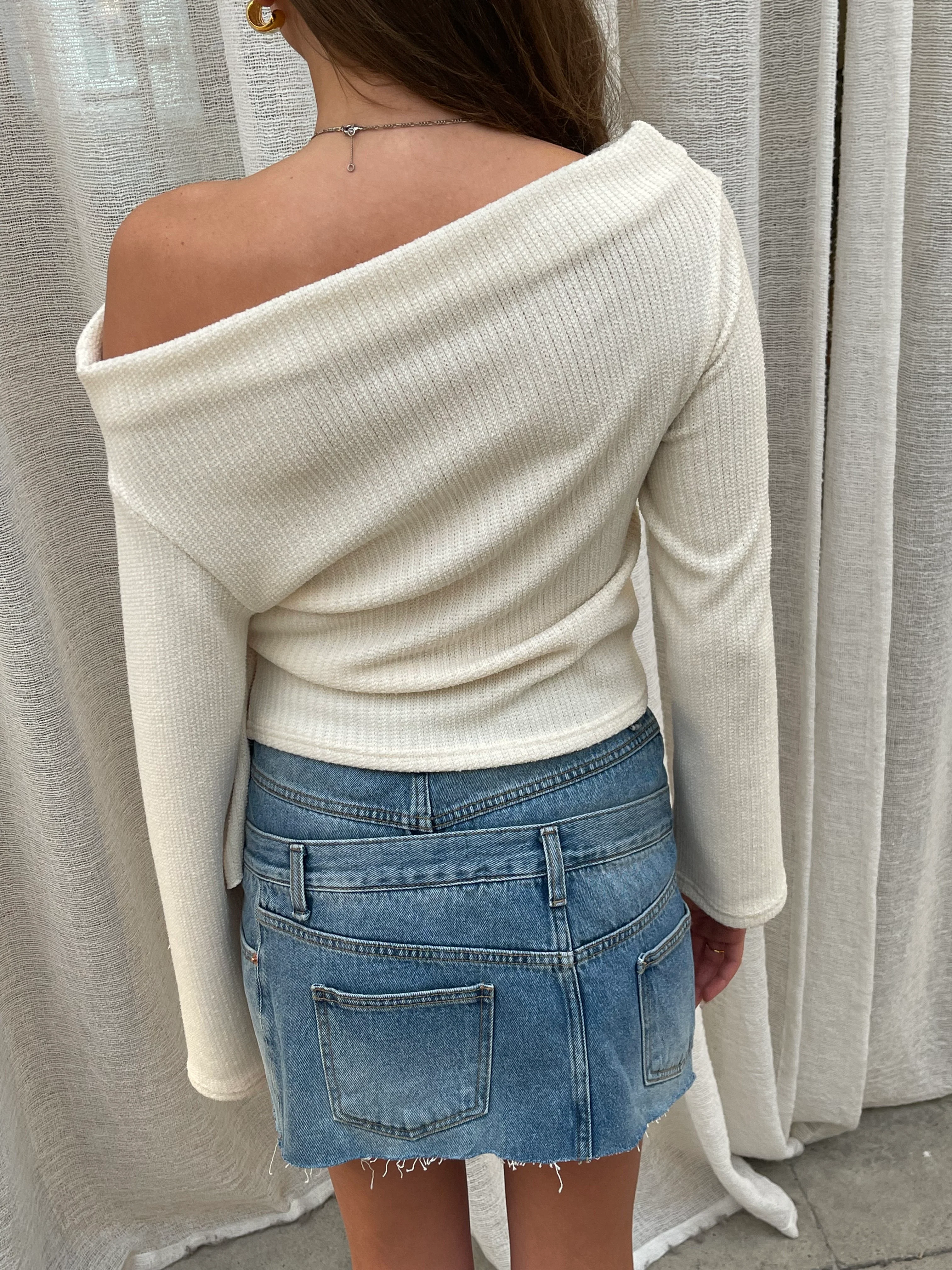 Draped Belted Top Ivory - Image 9