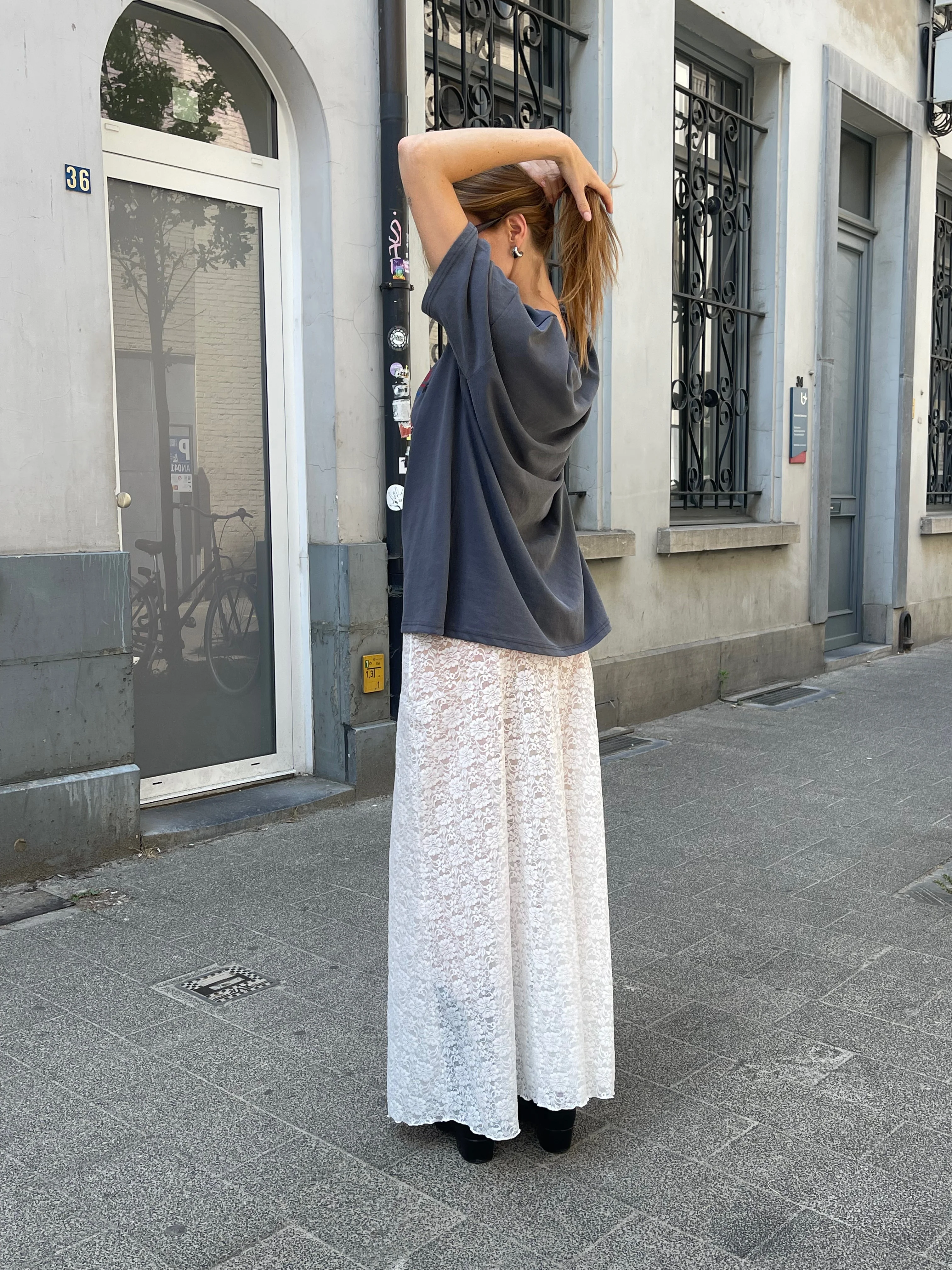 Long Lace Skirt White - Image 16