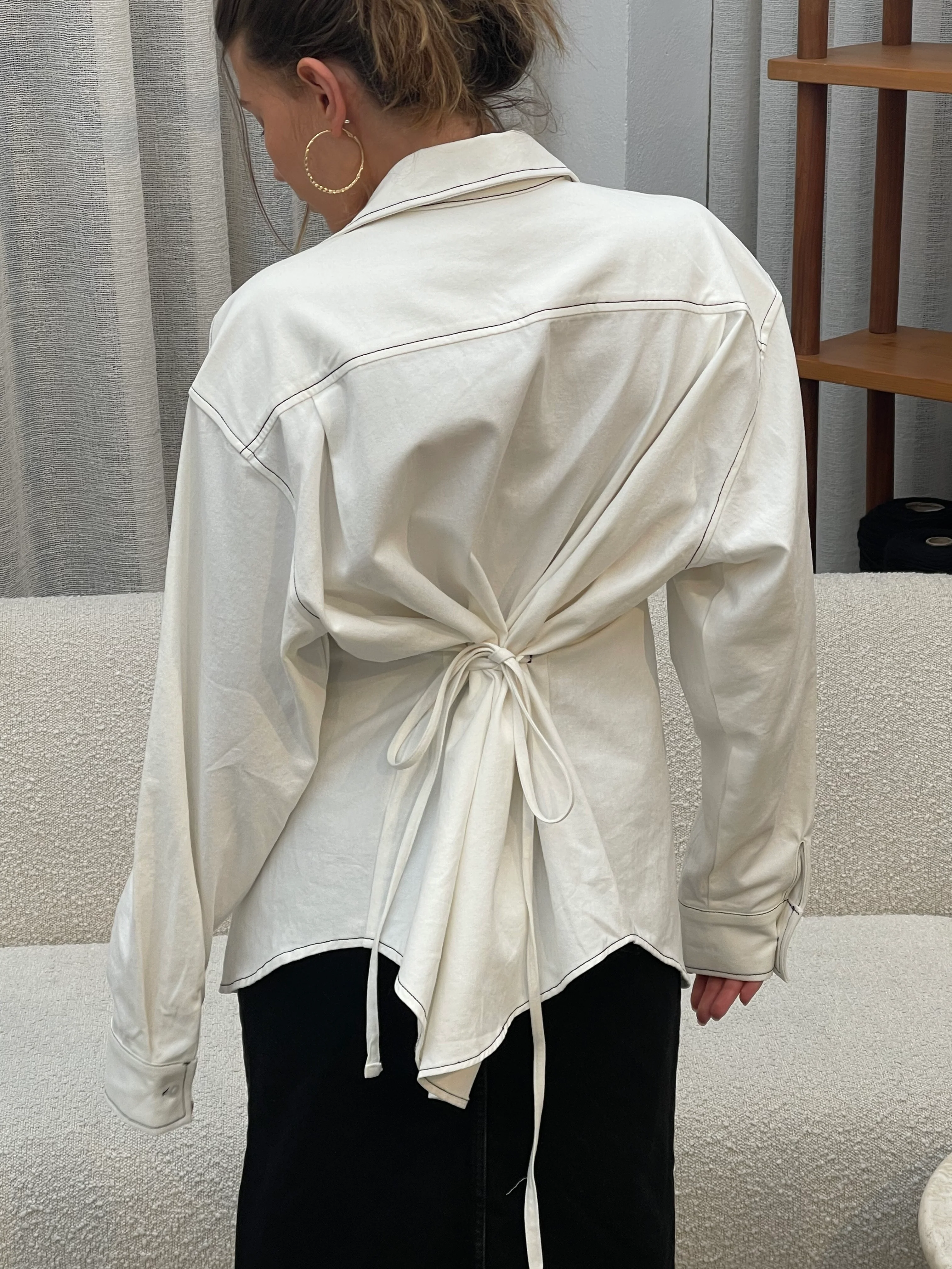 Mermaid Blouse Off White - Image 11