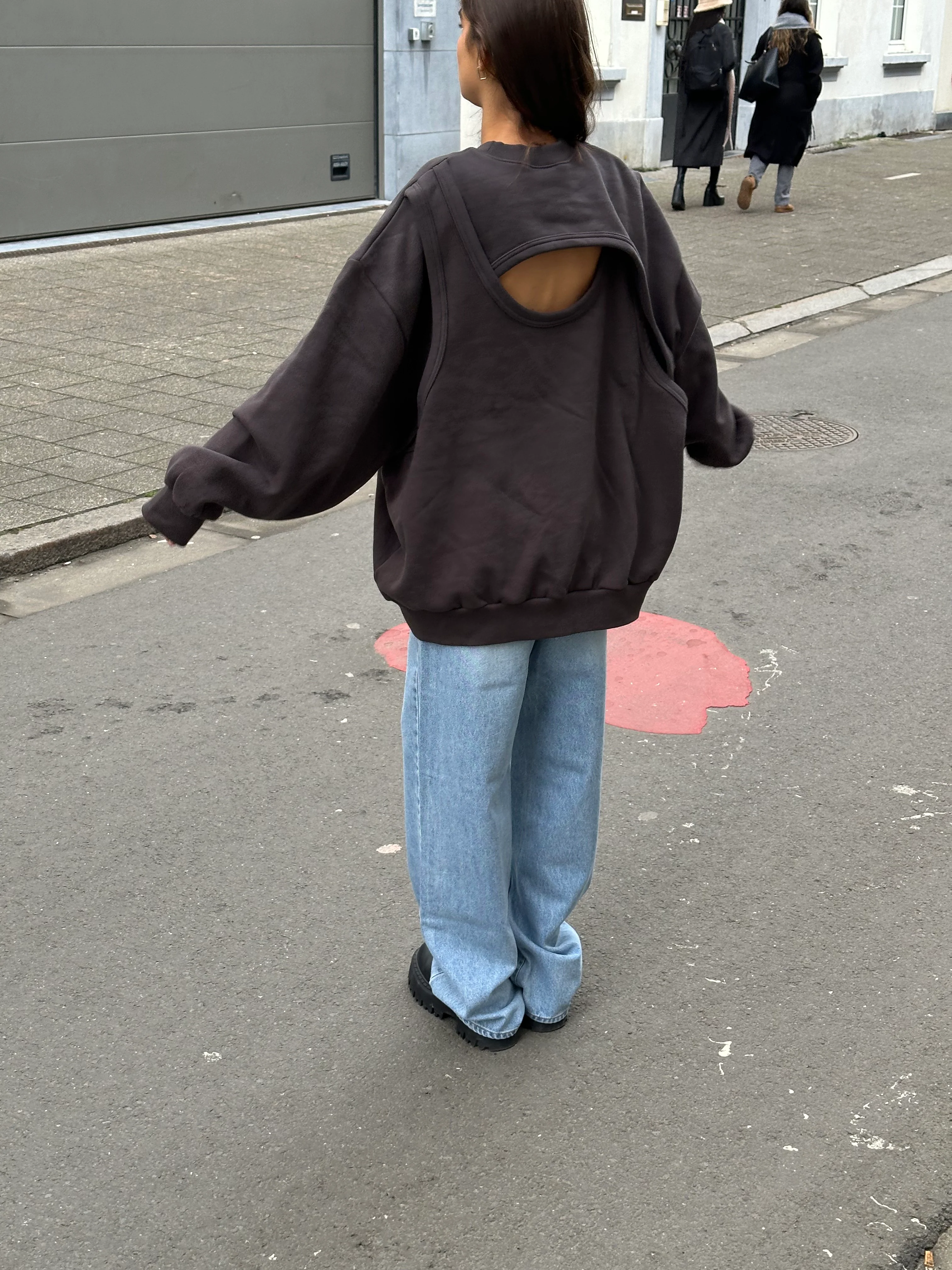 Open Back Overlay Fleeced Sweater Charcoal - Image 11