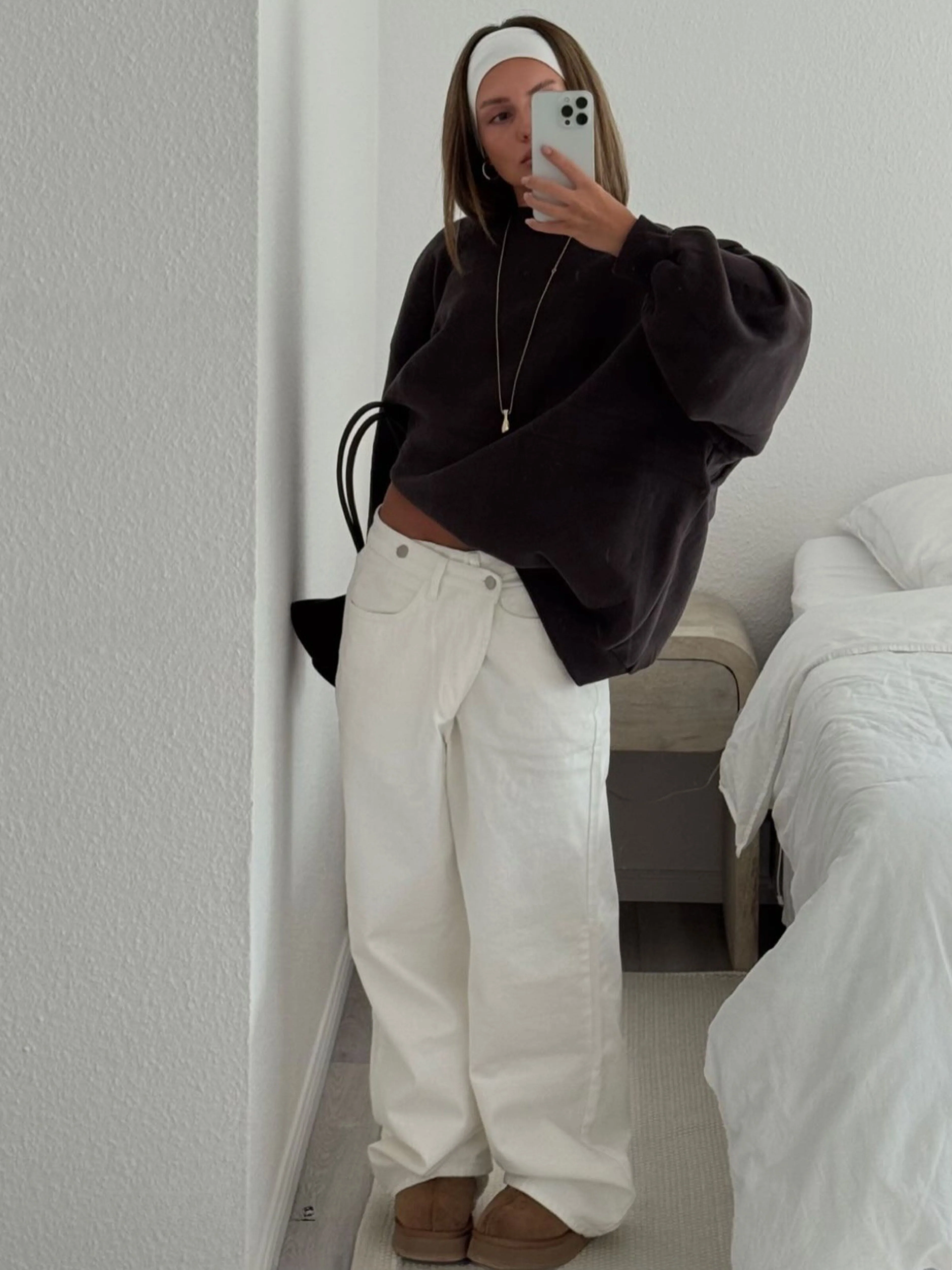 Open Back Overlay Fleeced Sweater Charcoal - Image 3