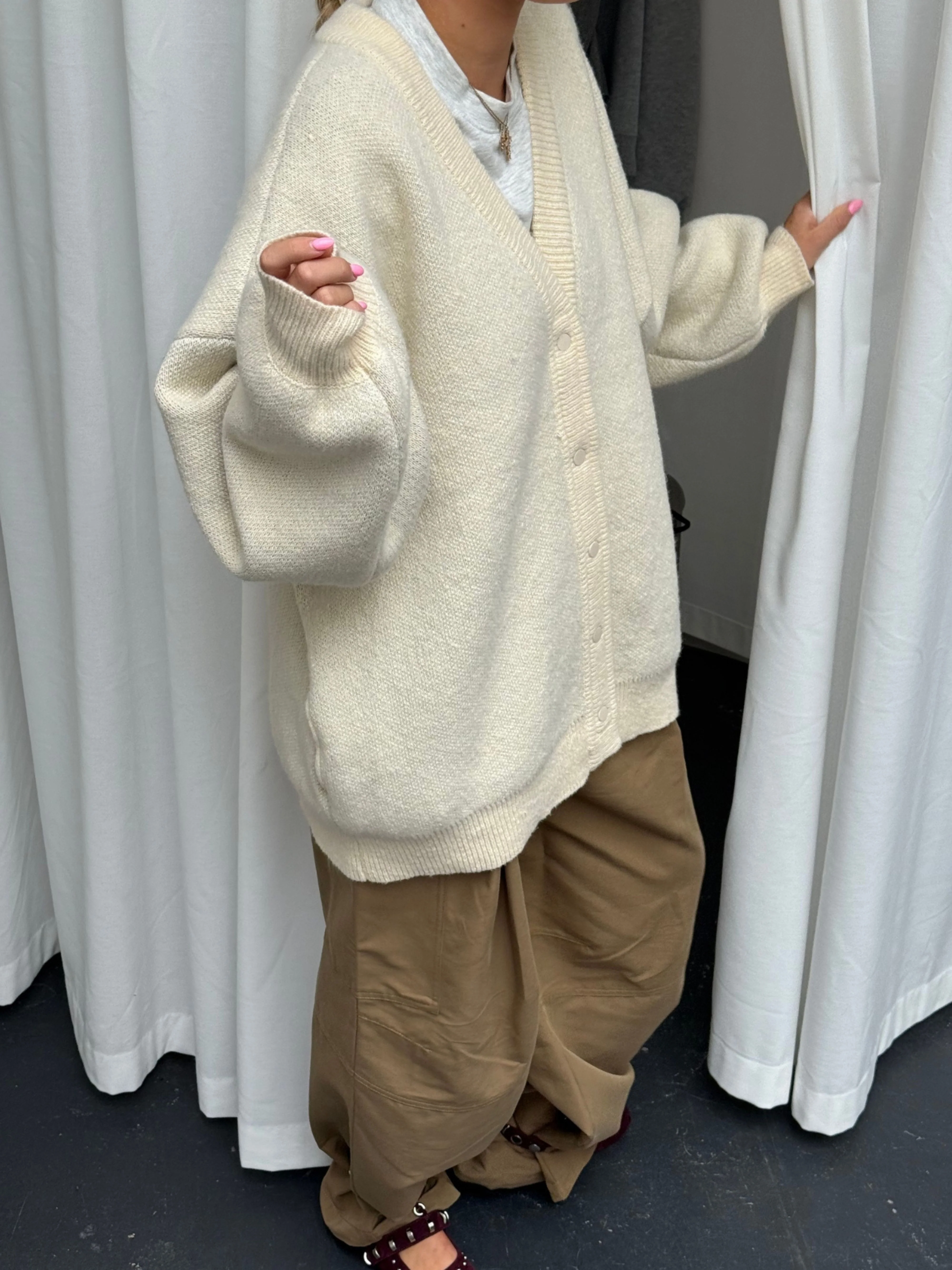 Oversized Press Button Cardigan Cream - Image 4