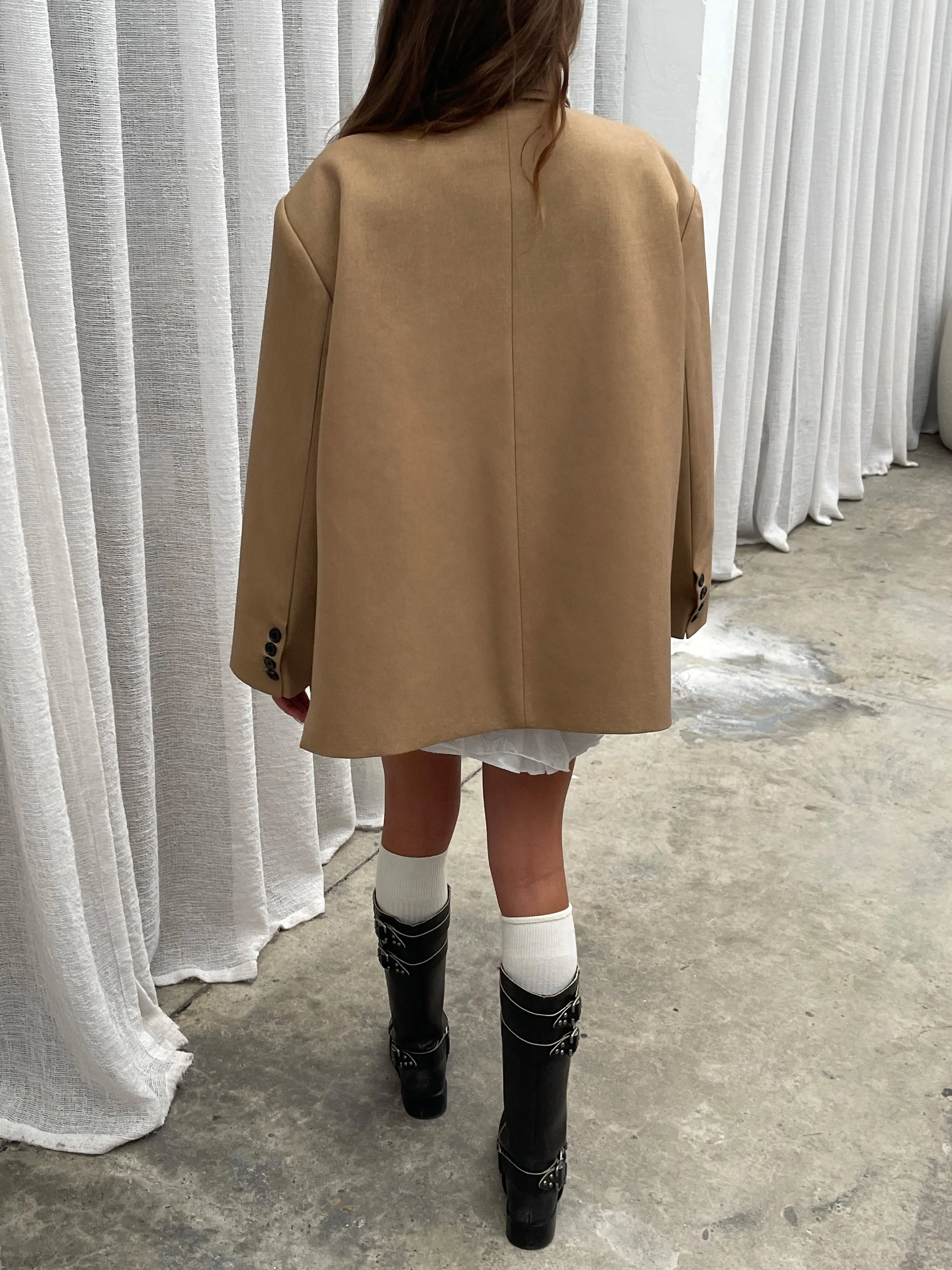Oversized Side Slit Blazer Camel - Image 17