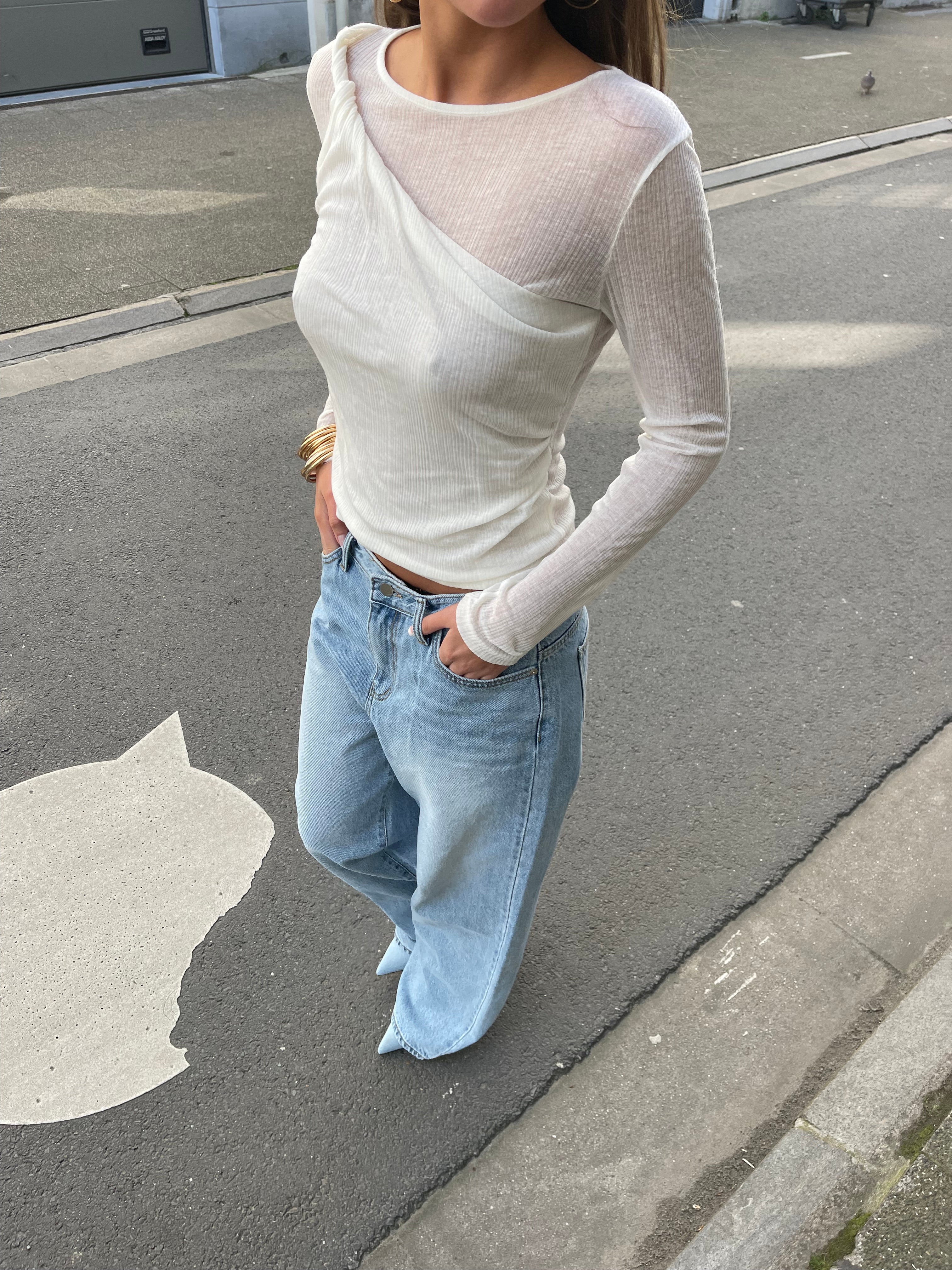 Shoulder Twist Longsleeve Top White - Image 4