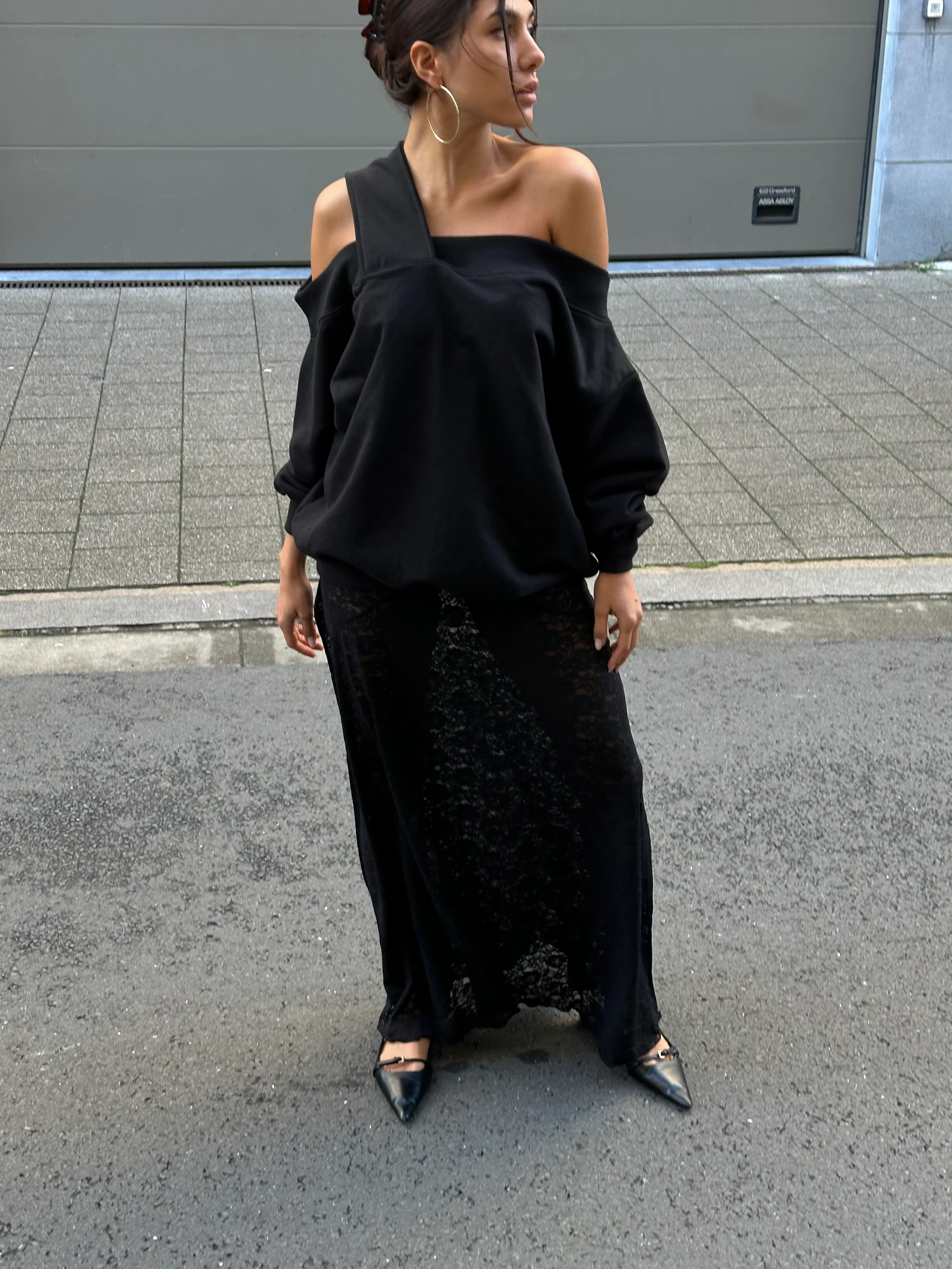 Unbalanced Sweater Black - Image 4